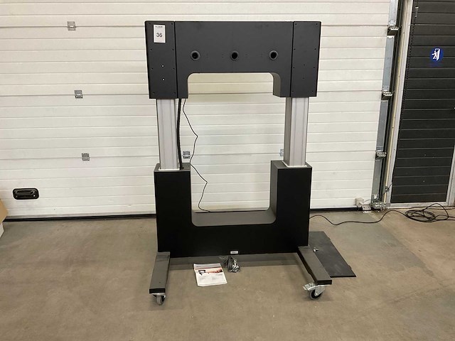 Vogel’s pfte 7120 beeldscherm trolley - afbeelding 1 van  5