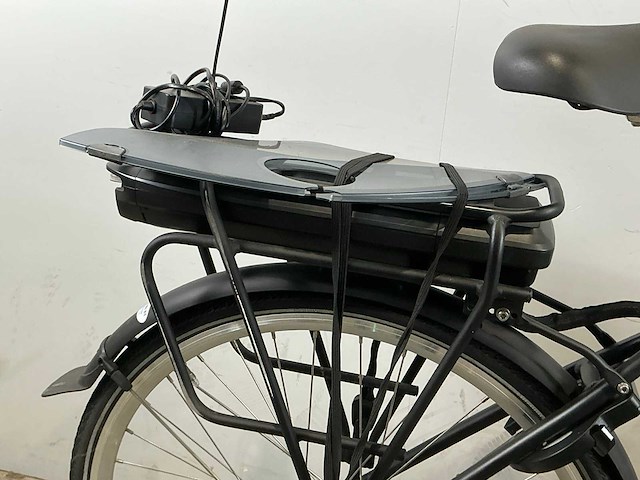 Vogue basic elektrische damesfiets - afbeelding 6 van  10