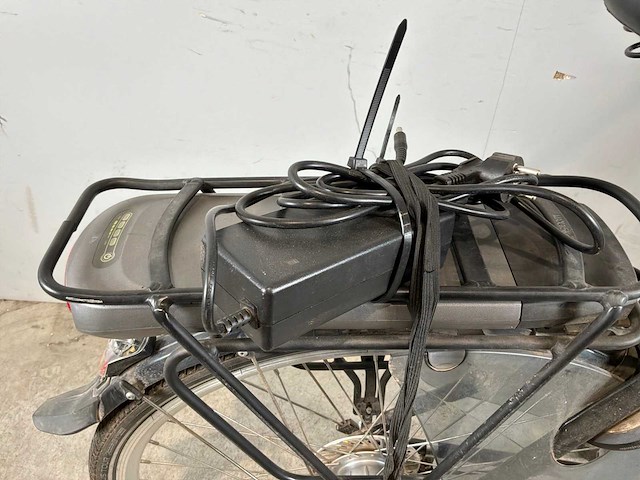 Vogue glamour elektrische fiets - afbeelding 6 van  7