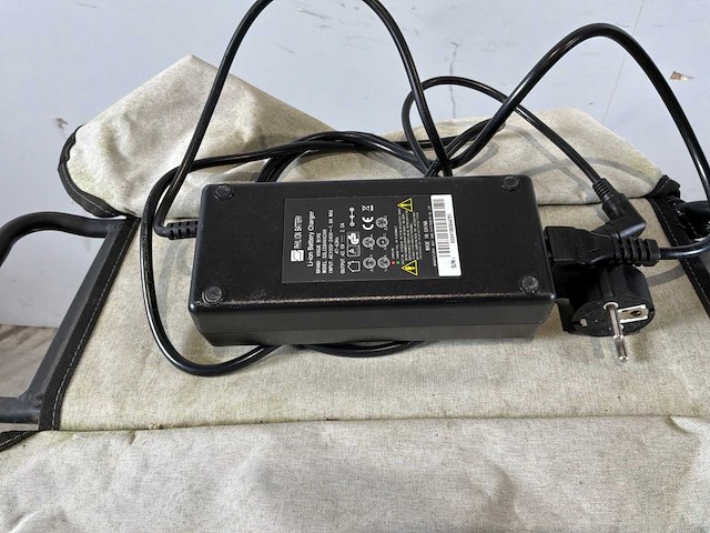 Vogue infinity elektrische fiets - afbeelding 6 van  7