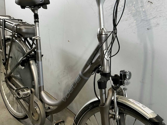Vogue premium elektrische damesfiets - afbeelding 2 van  11