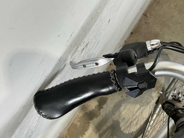Vogue premium elektrische damesfiets - afbeelding 9 van  11