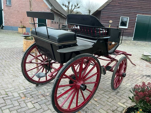 Voisin franse phaeton - afbeelding 28 van  29