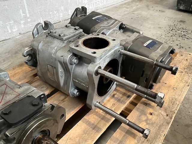 Voith hydraulische pomp (3x) - afbeelding 3 van  7