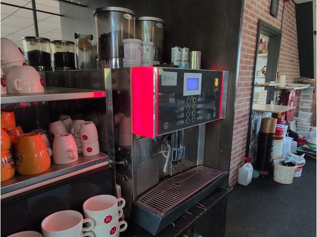 Volautomatische koffiemachine wmf, bistro! 03.8400, bouwjaar 2007 - afbeelding 4 van  6
