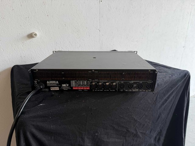 Volgende - mq1000 - versterker - afbeelding 2 van  2