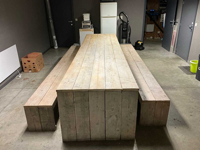 Volhout tuintafel - afbeelding 3 van  3