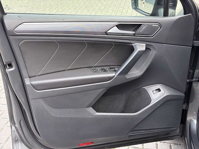 Volkawagen - tiguan 1.5 tsi r-line - car - afbeelding 6 van  41
