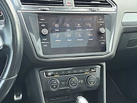Volkawagen - tiguan 1.5 tsi r-line - car - afbeelding 14 van  41