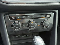 Volkawagen - tiguan 1.5 tsi r-line - car - afbeelding 17 van  41
