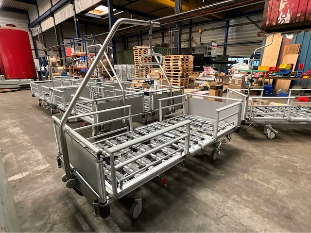 Völker s-960-2 ziekenhuisbed - afbeelding 2 van  8