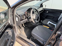 Volkswagen - 1.0 high up! 5drs. - personenauto - afbeelding 14 van  16