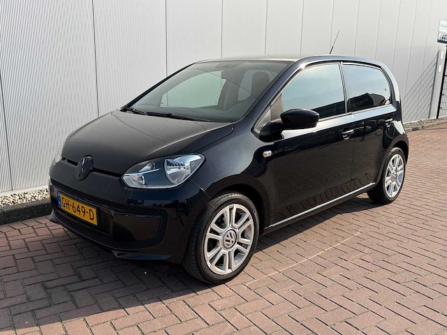 Volkswagen - 1.0 high up! 5drs. - personenauto - afbeelding 1 van  16