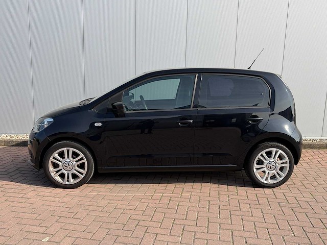 Volkswagen - 1.0 high up! 5drs. - personenauto - afbeelding 9 van  16