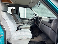 Volkswagen - 1991 - transporter kombi - personenauto - afbeelding 3 van  16