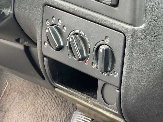 Volkswagen - 1992 - polo - 1.3 fox - 122500km nap - fh-tr-71 - afbeelding 9 van  10