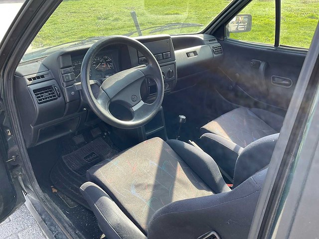 Volkswagen - 1994 - polo - auto - afbeelding 11 van  25