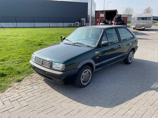 Volkswagen - 1994 - polo - auto - afbeelding 1 van  25