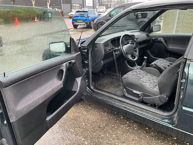 Volkswagen - 1998 - golf cabriolet - 1.8 - personenauto (ts-jj-12) - afbeelding 15 van  18