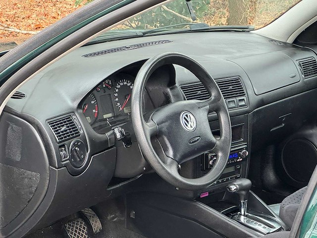 Volkswagen - 1999 - golf - 1.6 - afbeelding 2 van  16