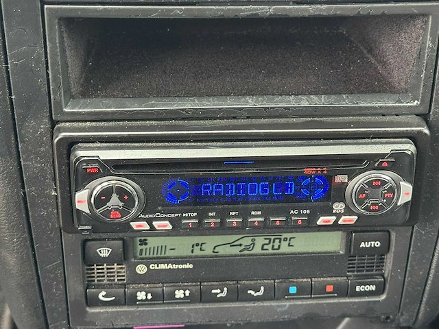 Volkswagen - 1999 - golf - automaat - 1.6 - zb-gv-93 - afbeelding 1 van  16