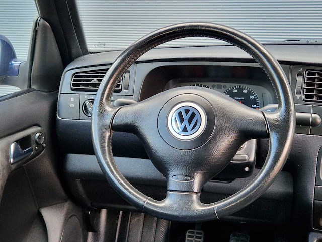 Volkswagen - 1999 - golf cabriolet - 59500km - 1.8 trendline - 02-hk-dd - afbeelding 7 van  22