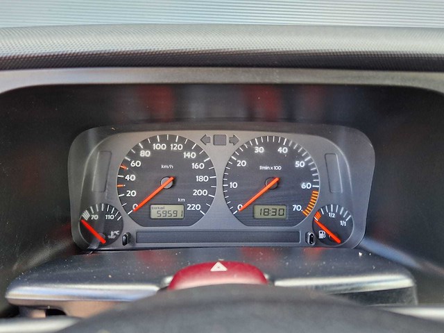 Volkswagen - 1999 - golf cabriolet - 59500km - 1.8 trendline - 02-hk-dd - afbeelding 10 van  22