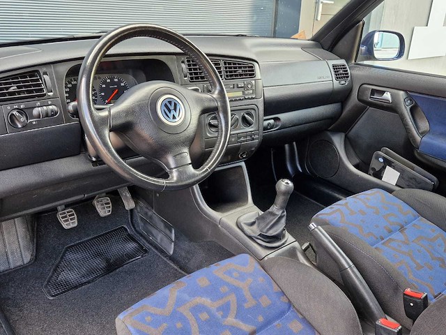 Volkswagen - 1999 - golf cabriolet - 59500km - 1.8 trendline - 02-hk-dd - afbeelding 5 van  22