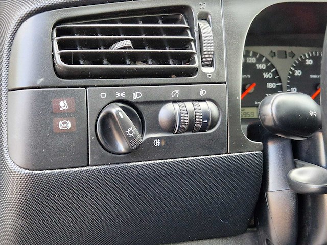 Volkswagen - 1999 - golf cabriolet - 59500km - 1.8 trendline - 02-hk-dd - afbeelding 13 van  22