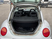 Volkswagen - 1999 - new beetle 2.0 - highline - personenauto - afbeelding 2 van  31