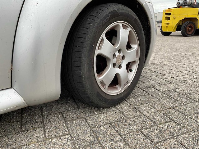 Volkswagen - 1999 - new beetle 2.0 - highline - personenauto - afbeelding 3 van  31