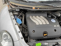 Volkswagen - 1999 - new beetle 2.0 - highline - personenauto - afbeelding 10 van  31