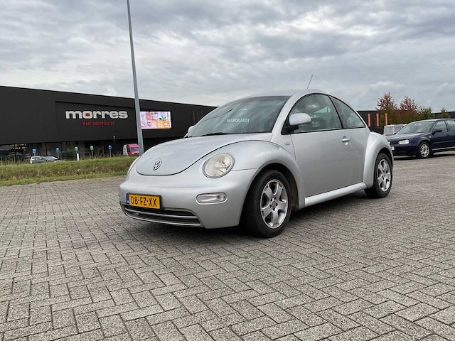Volkswagen - 1999 - new beetle 2.0 - highline - personenauto - afbeelding 1 van  31