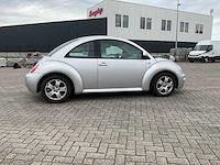 Volkswagen - 1999 - new beetle 2.0 - highline - personenauto - afbeelding 28 van  31
