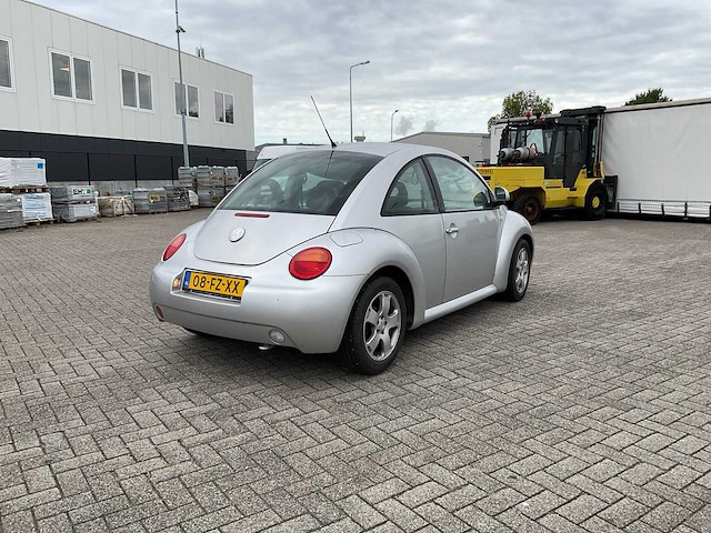 Volkswagen - 1999 - new beetle 2.0 - highline - personenauto - afbeelding 30 van  31