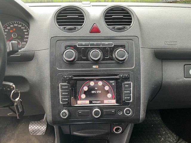 Volkswagen - 2.0 tdi - caddy maxi - van - afbeelding 4 van  16