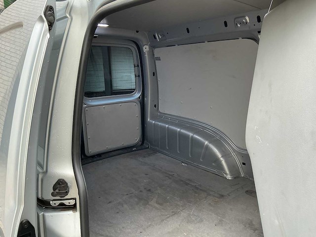 Volkswagen - 2.0 tdi maxi - caddy - van - afbeelding 14 van  19