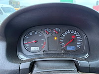Volkswagen - 2000 - golf - 2.3 v5 highline - personenauto - afbeelding 31 van  32