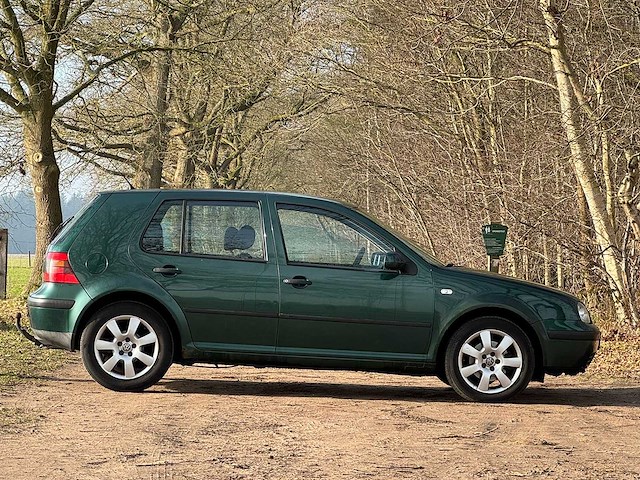 Volkswagen - 2001 - golf - 1.9 tdi trendline - 94-hp-jx - afbeelding 9 van  14