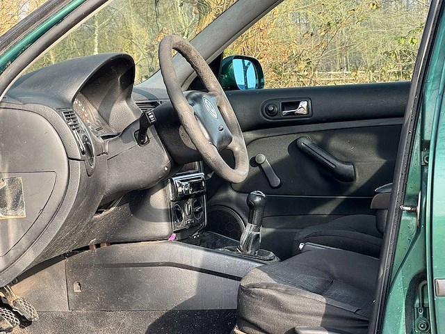 Volkswagen - 2001 - golf - 1.9 tdi trendline - afbeelding 8 van  14
