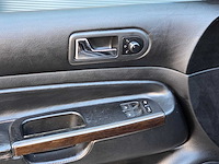 Volkswagen - 2001 - golf - 2.3 v5 gti - 49-hr-tf - afbeelding 9 van  14