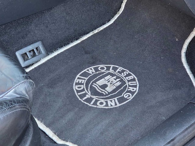 Volkswagen - 2001 - golf - 2.3 v5 gti - 49-hr-tf - afbeelding 8 van  27