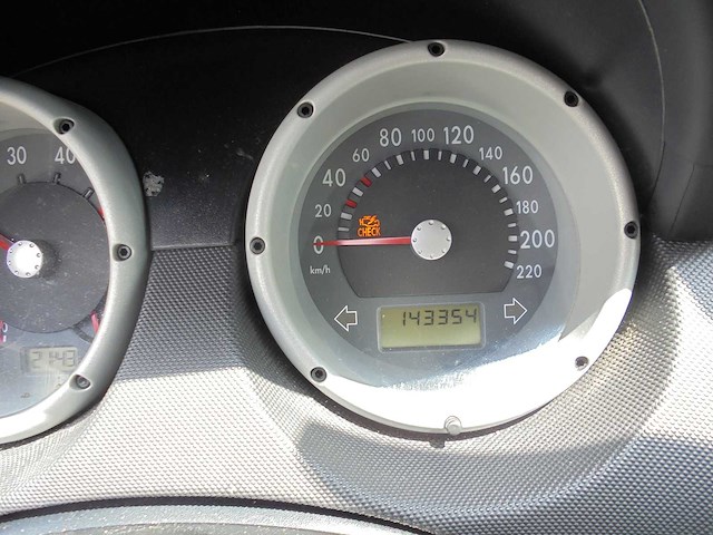 Volkswagen - 2001 - polo - 1.4 - 52-gk-jk - afbeelding 4 van  12