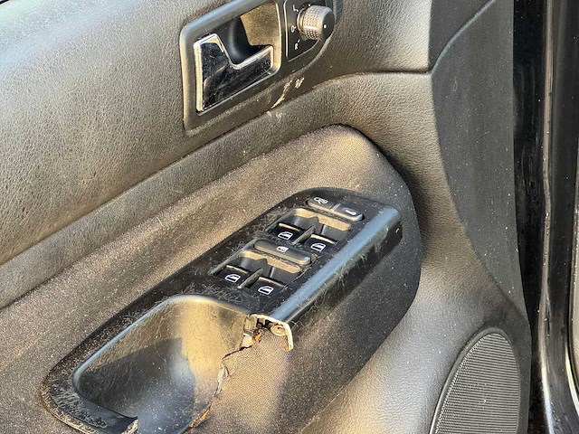 Volkswagen - 2002 - golf - 1.4-16v - 47-jk-sx - afbeelding 7 van  17