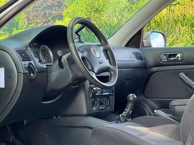 Volkswagen - 2003 - golf - 1.4-16v ocean - personenauto - 97-nb-rf - afbeelding 9 van  16