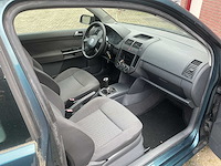 Volkswagen - 2003 - polo - 1.4-16v - personenauto - afbeelding 7 van  9