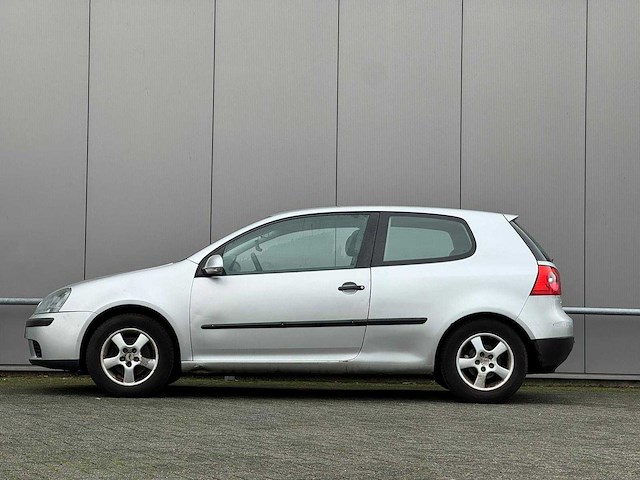 Volkswagen - 2004 - golf - 1.4 trendline - 33-pj-tp - afbeelding 11 van  14