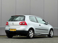 Volkswagen - 2004 - golf - 1.4 trendline - 33-pj-tp - afbeelding 9 van  14