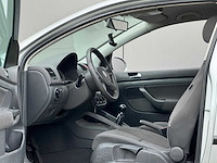 Volkswagen - 2004 - golf - 1.4 trendline - 33-pj-tp - afbeelding 12 van  14