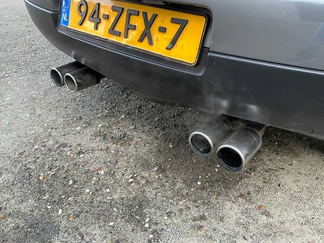 Volkswagen - 2004 - golf - 1.4 trendline - personenauto (94-zfx-7) - afbeelding 11 van  24